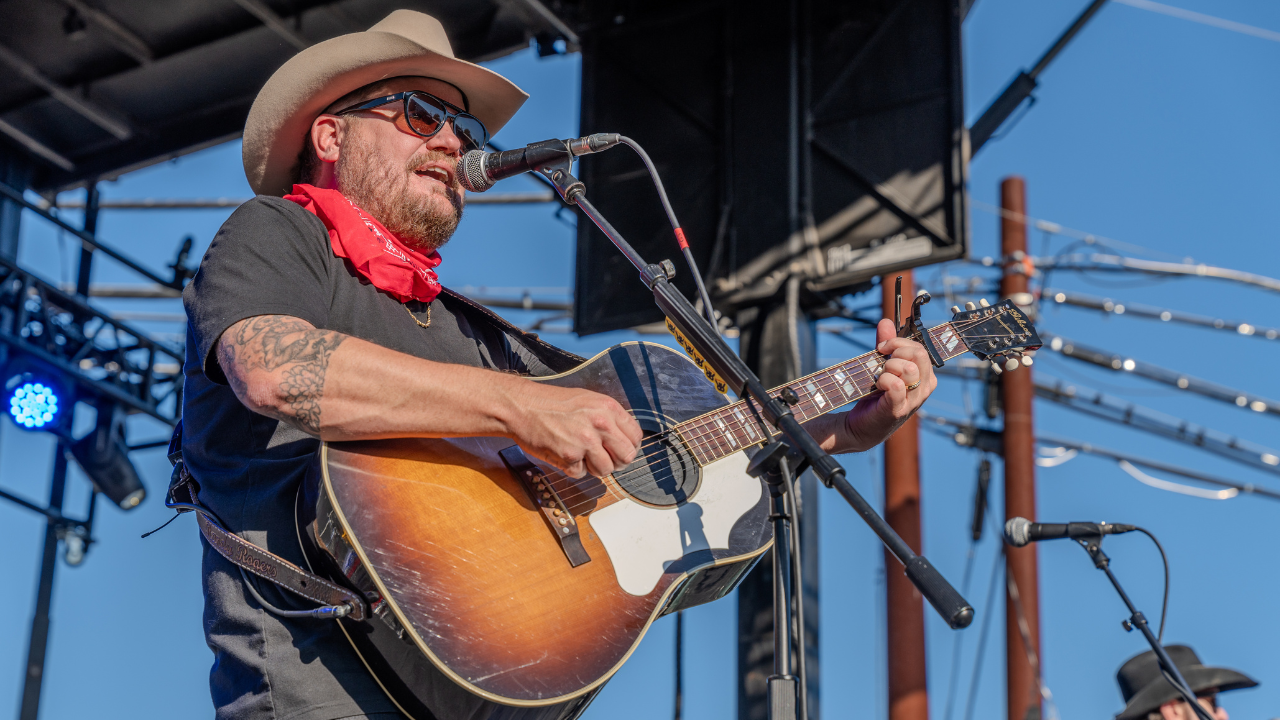 Randy Rogers Band live in concert